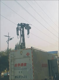 电动倒伏机构用于应急通信车